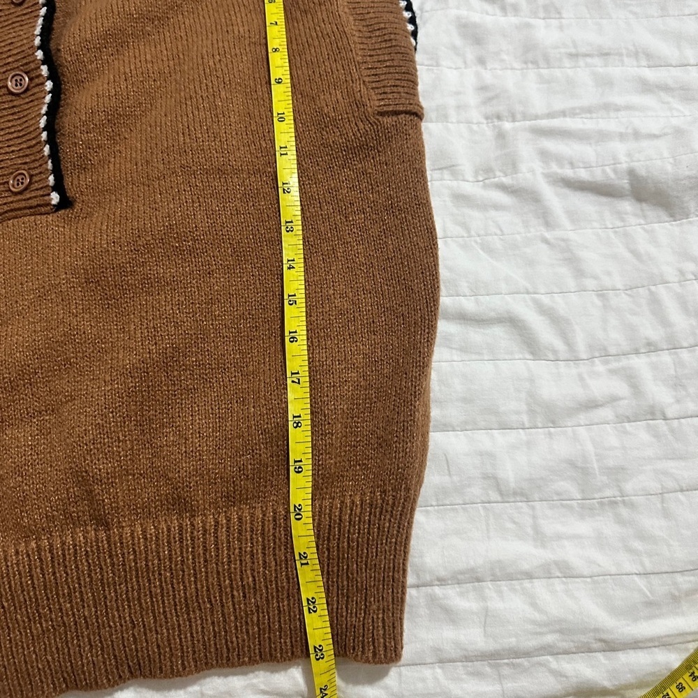 Brown Sleeveless Knit Top with Button Details - Picture 9 of 9